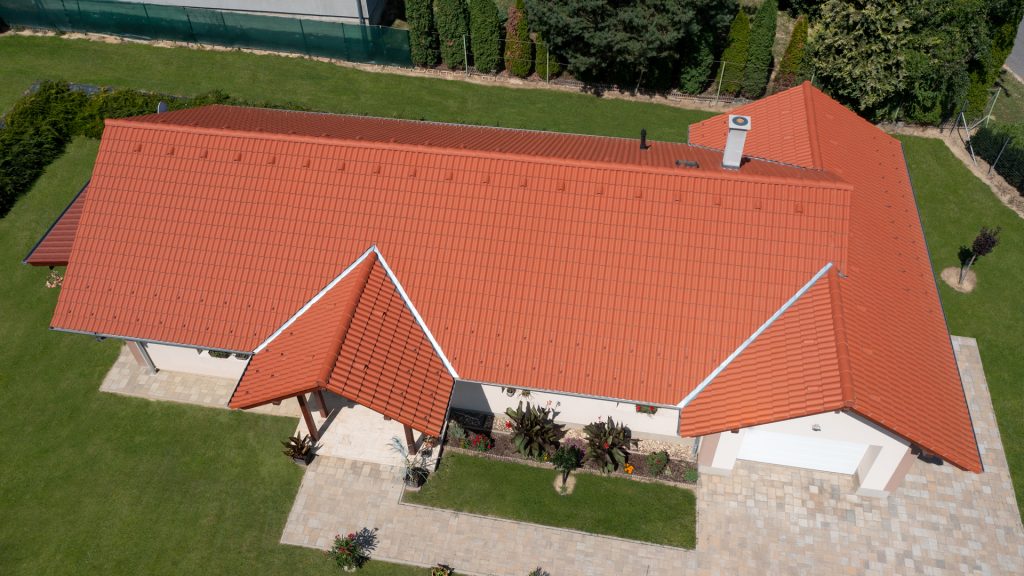 Téglaszínű Synus tetőcserép Téglaszínű Synus tetőcserép