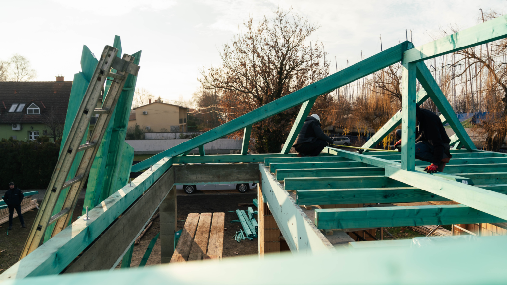 KészTető építése