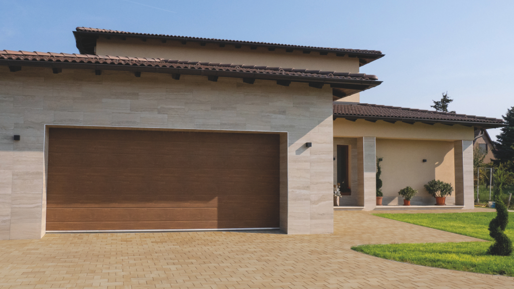 Terrán Urban first homokkő térkő Danubia mocca tetőcseréppel