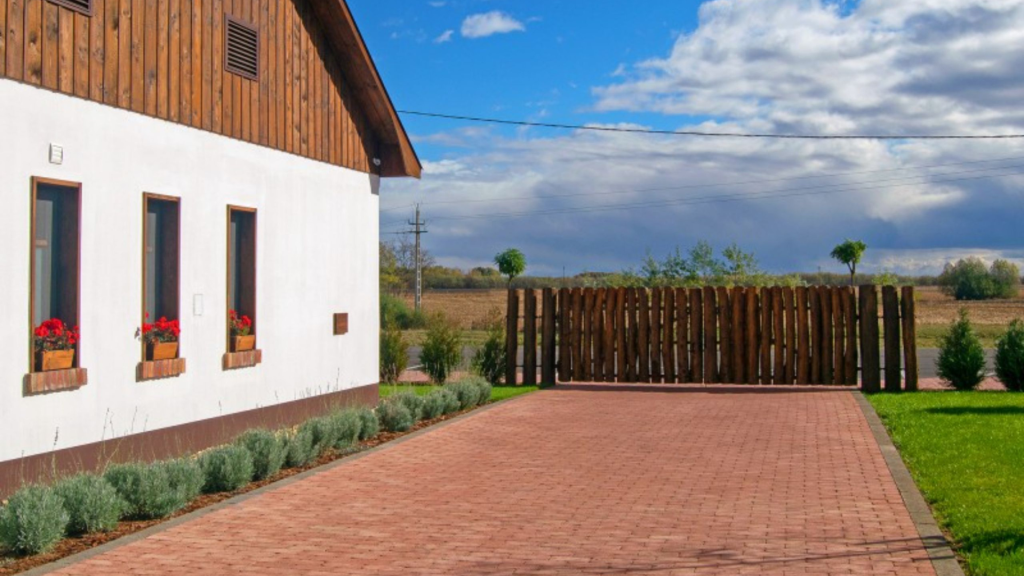 Teglakő térkő piros színben Teglakő térkő piros színben